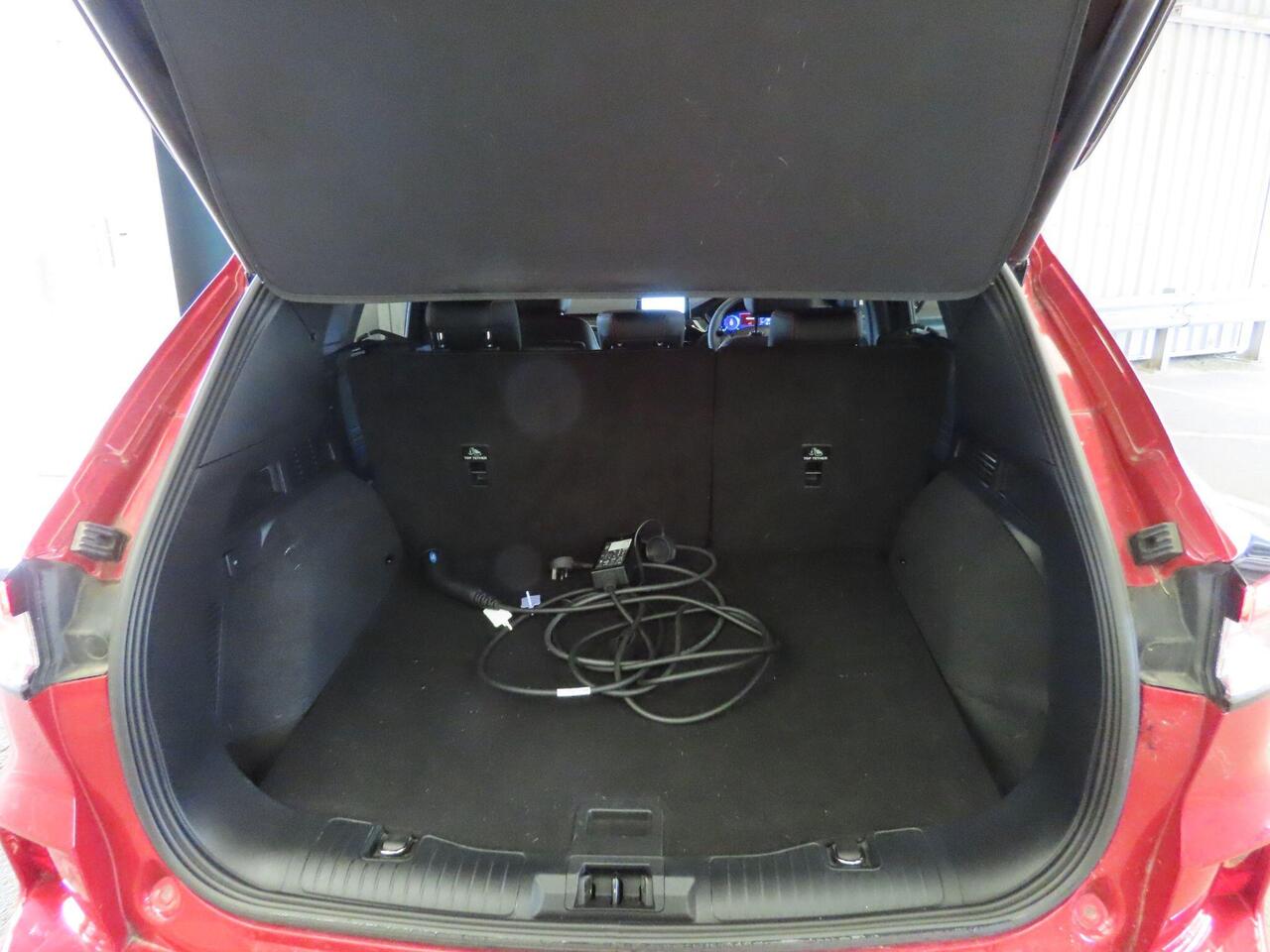 Ford Kuga RA72CDV