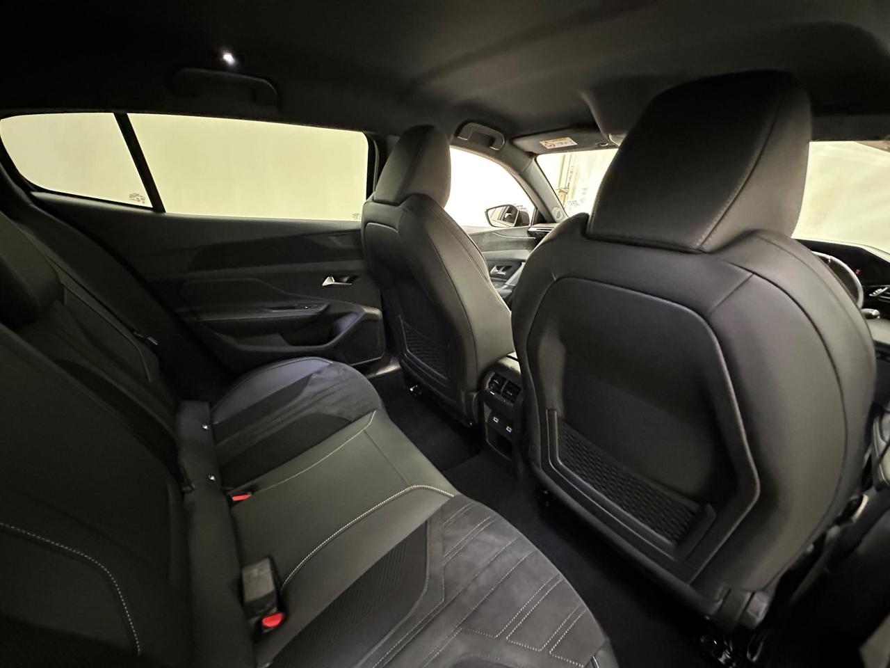 Peugeot 408 KE72WVB