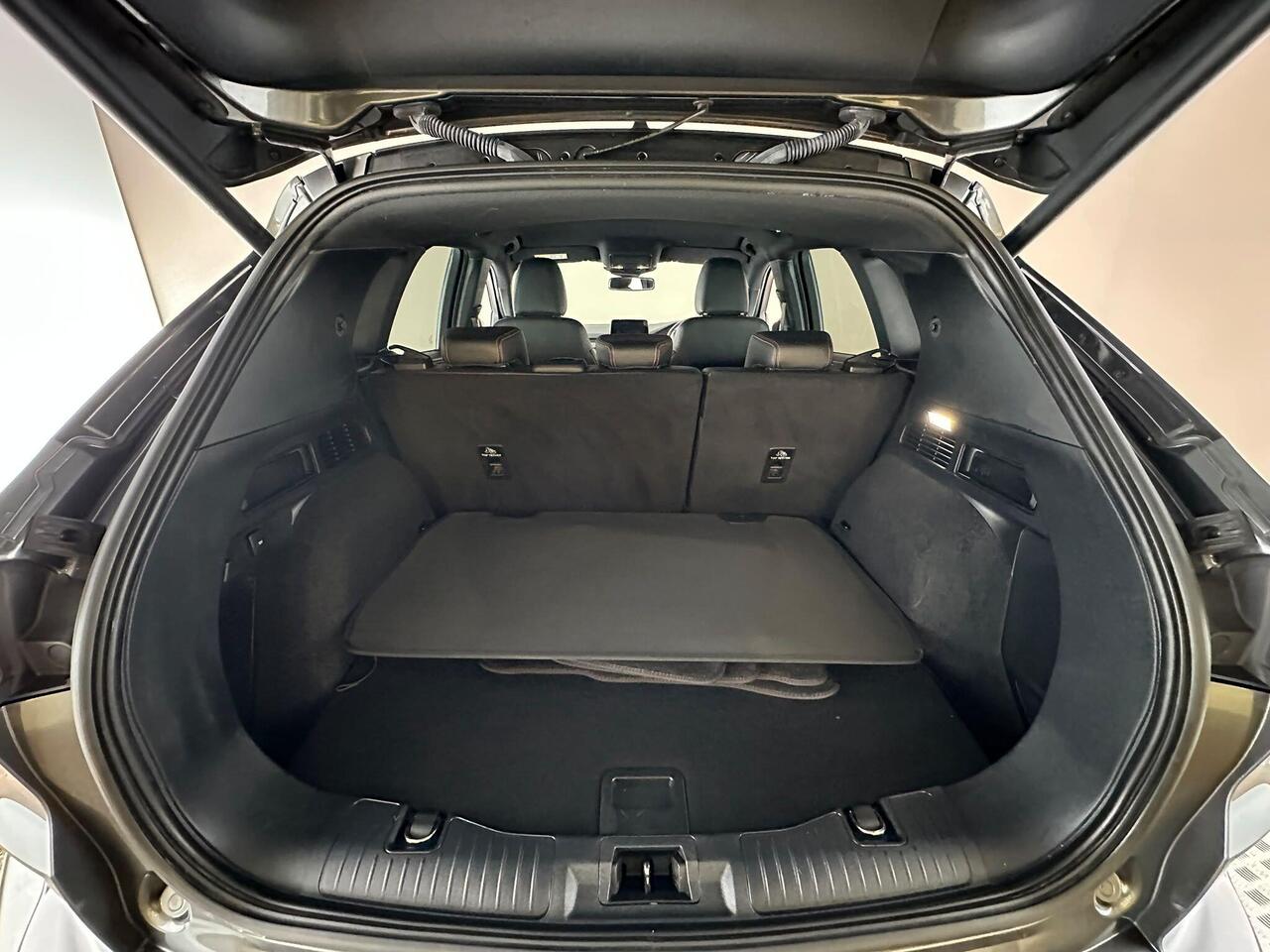 Ford Kuga YO21EHU