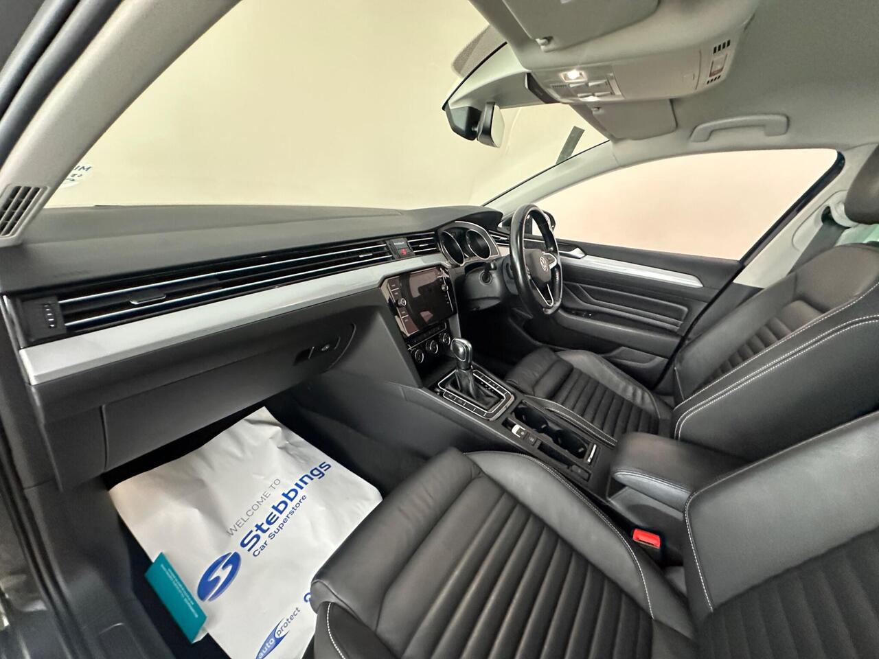 Volkswagen Passat YE70PYB