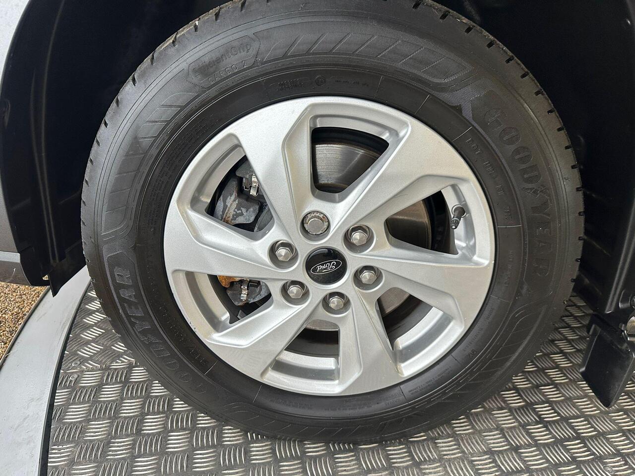 Ford Transit Custom YM73KOX