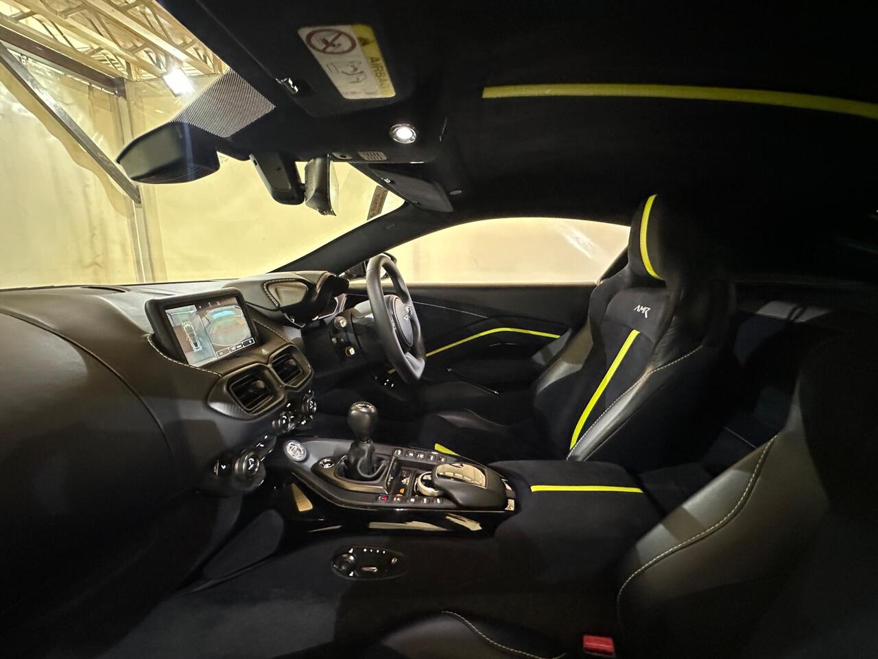 Aston Martin Vantage MV20UZG