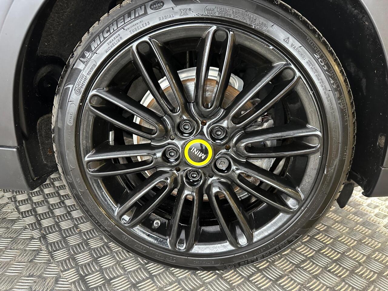 MINI Electric Hatch LK72HVP