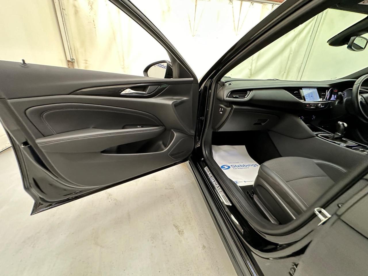 Vauxhall Insignia VE67ZSU