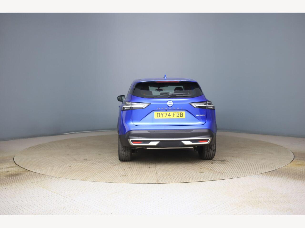 Nissan Qashqai DY74FBB