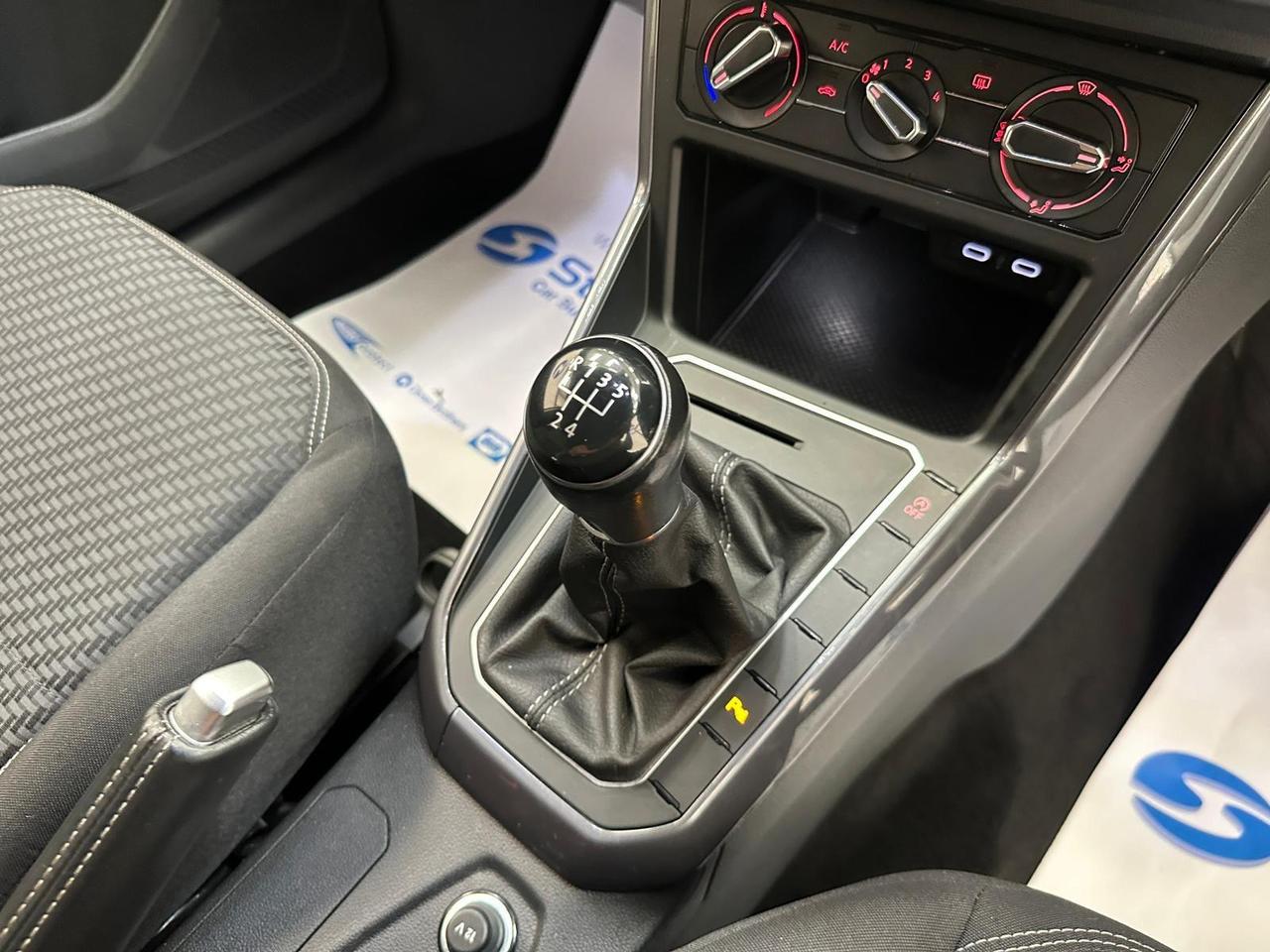 Volkswagen Polo AO21EVF