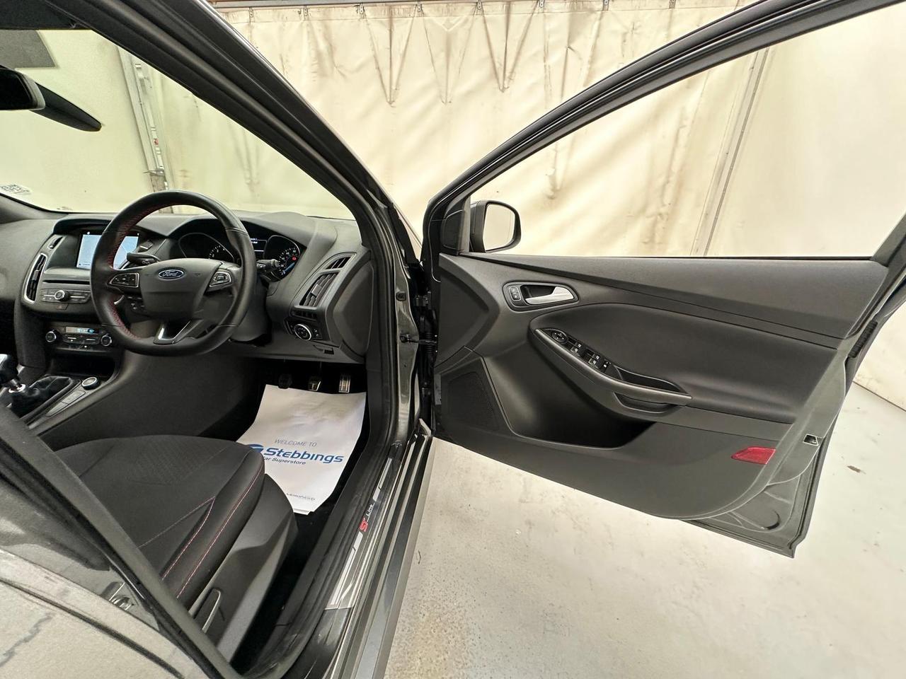 Ford Focus EX18YDL