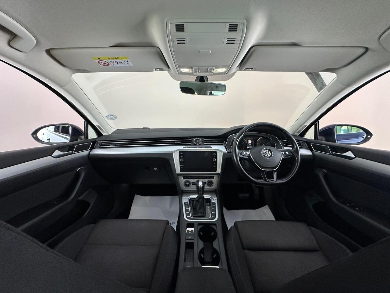 Volkswagen Passat WO19GZU