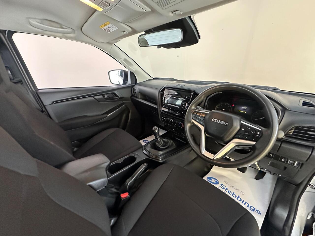 Isuzu D-Max AX72KOJ