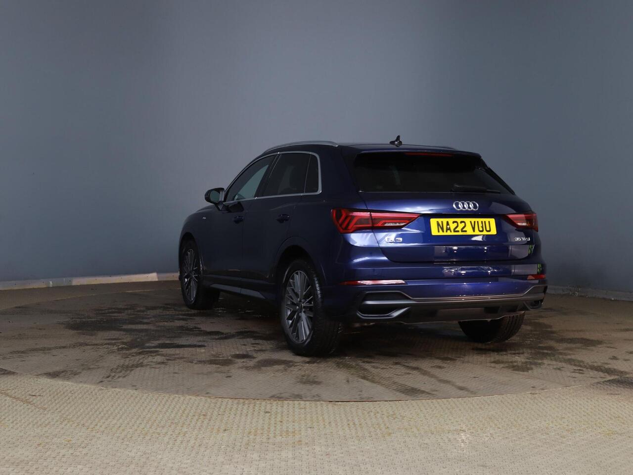 Audi Q3 NA22VUU