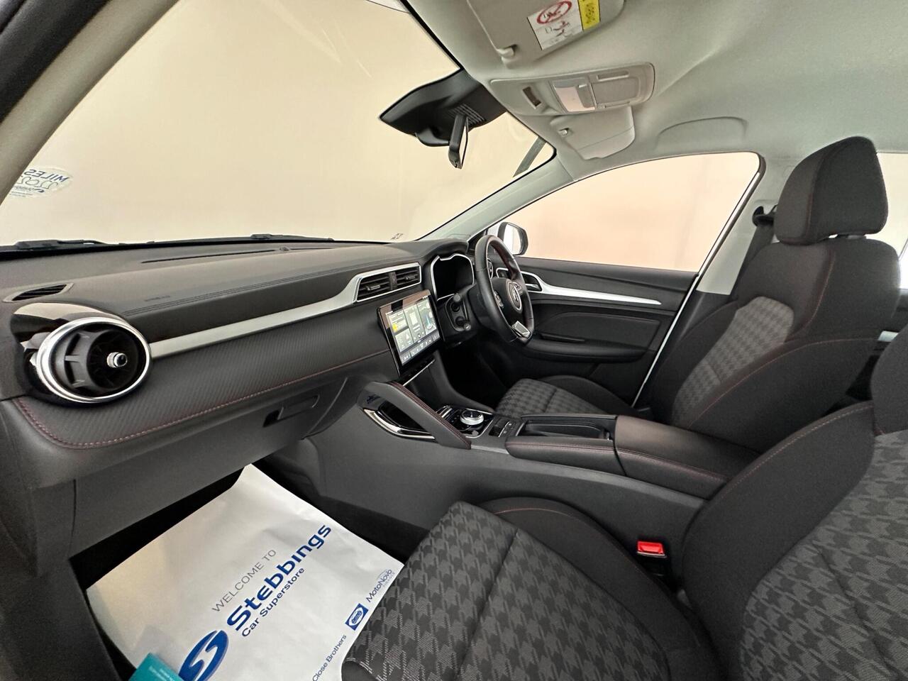 MG MG ZS YP23FVR