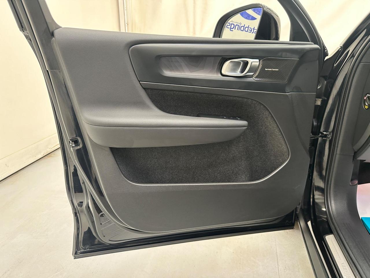 Volvo C40 WD23MKC