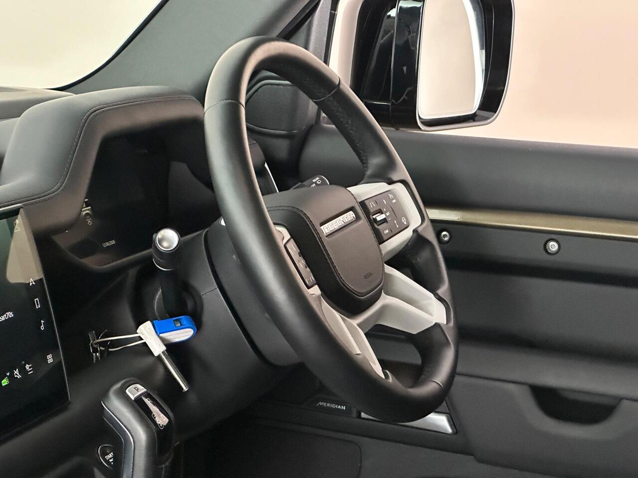 Land Rover Defender 110 DS25PPV