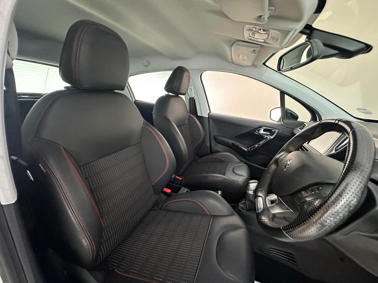 Peugeot 208 RK17OPU
