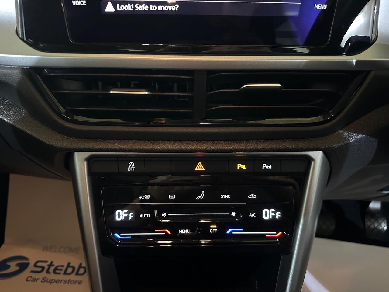 Volkswagen T-Roc AV22SYR