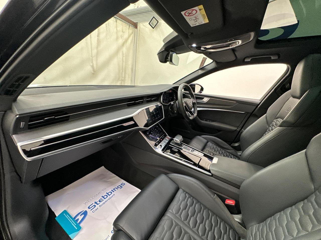 Audi RS6 Avant WU71CXE