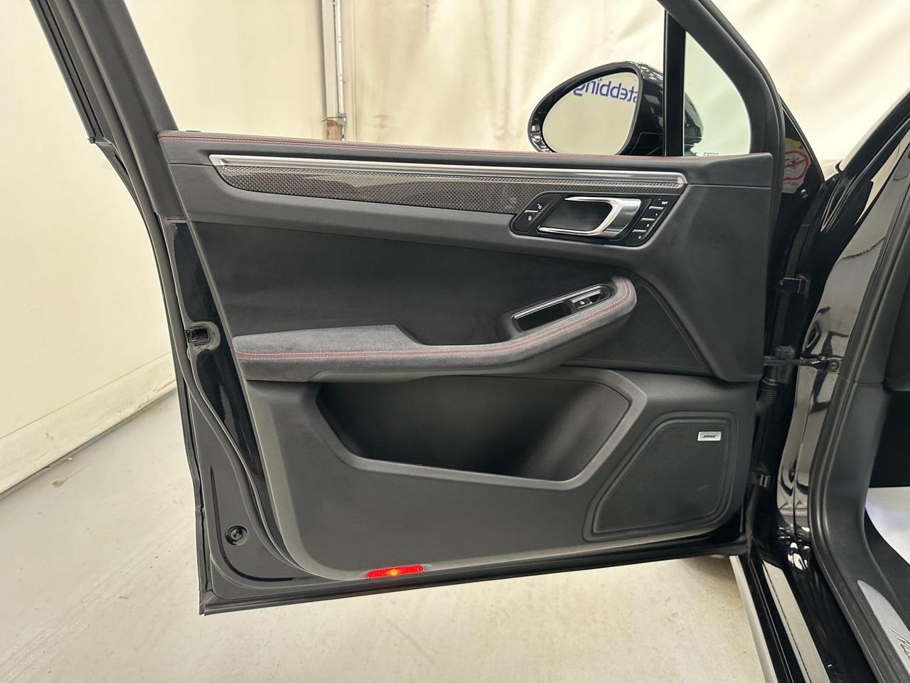 Porsche Macan WM66DZS
