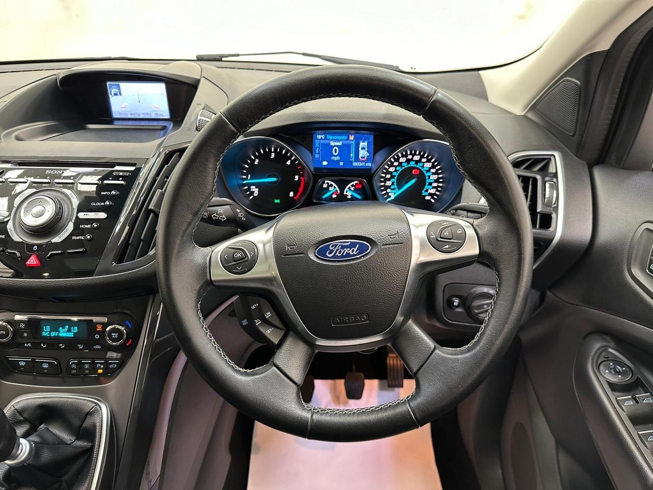Ford Kuga EF64CBO
