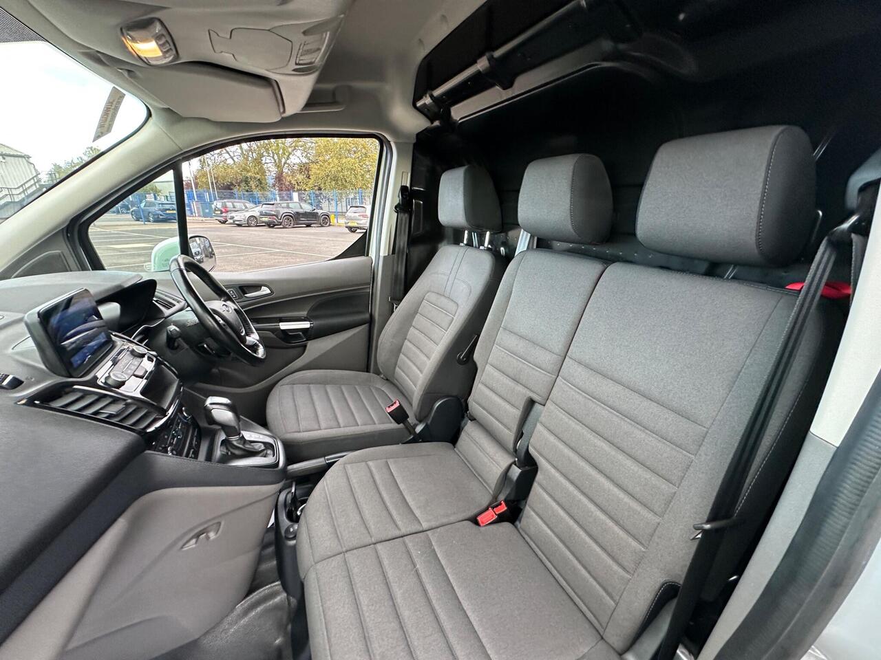 Ford Transit Connect AE21KCU