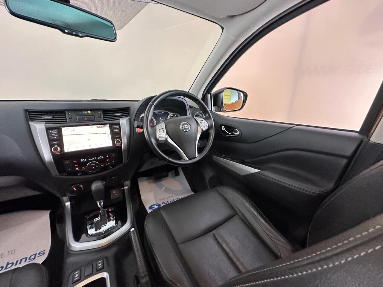 Nissan Navara BK70YHX