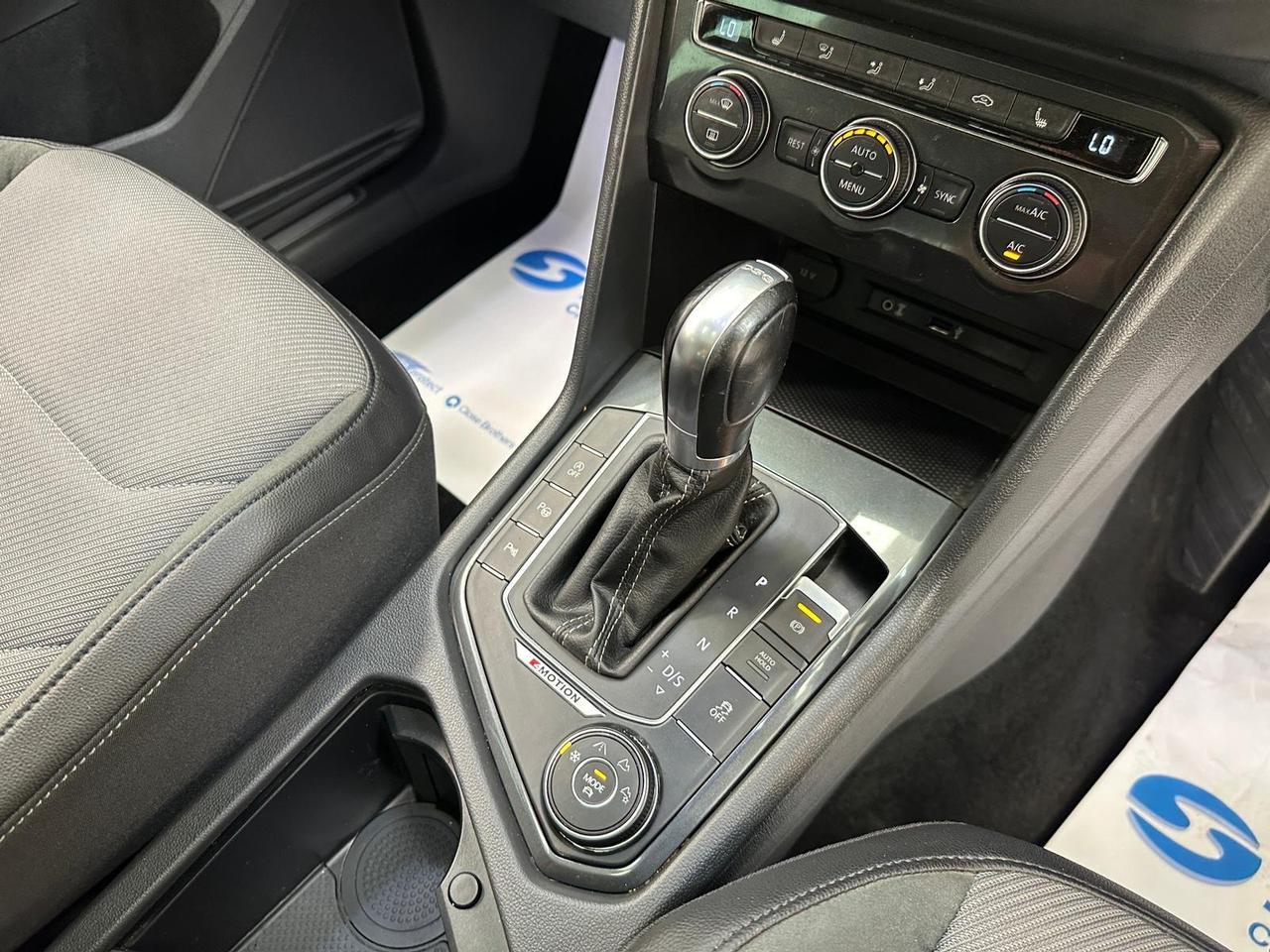 Volkswagen Tiguan AV66NHY