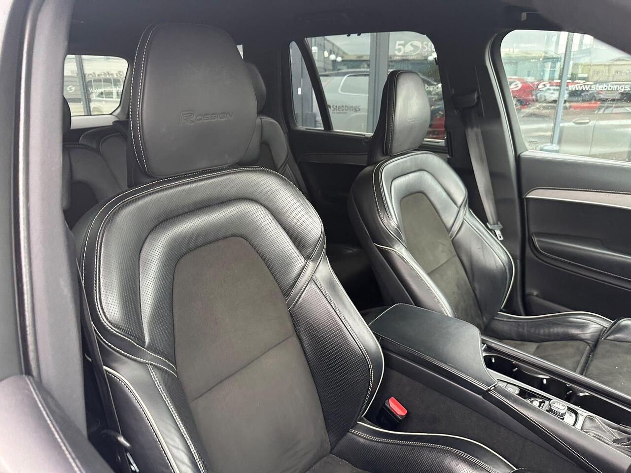 Volvo XC90 DK68FHC