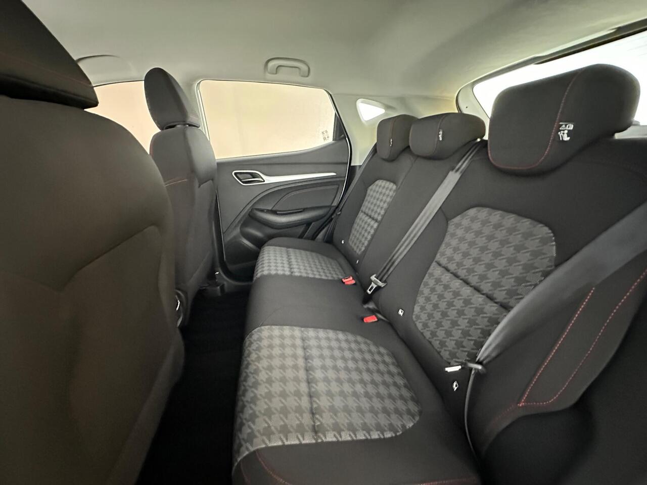 MG MG ZS YP23FVR