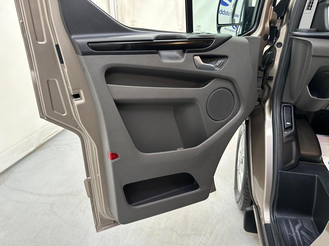 Ford Transit Custom AP23NHN