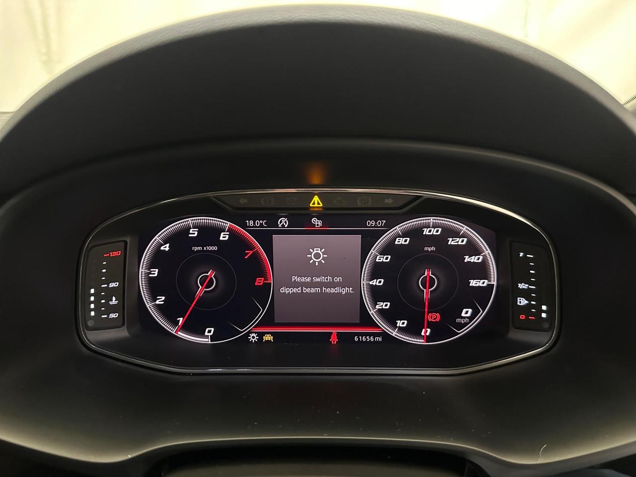 SEAT Leon YA69LHE