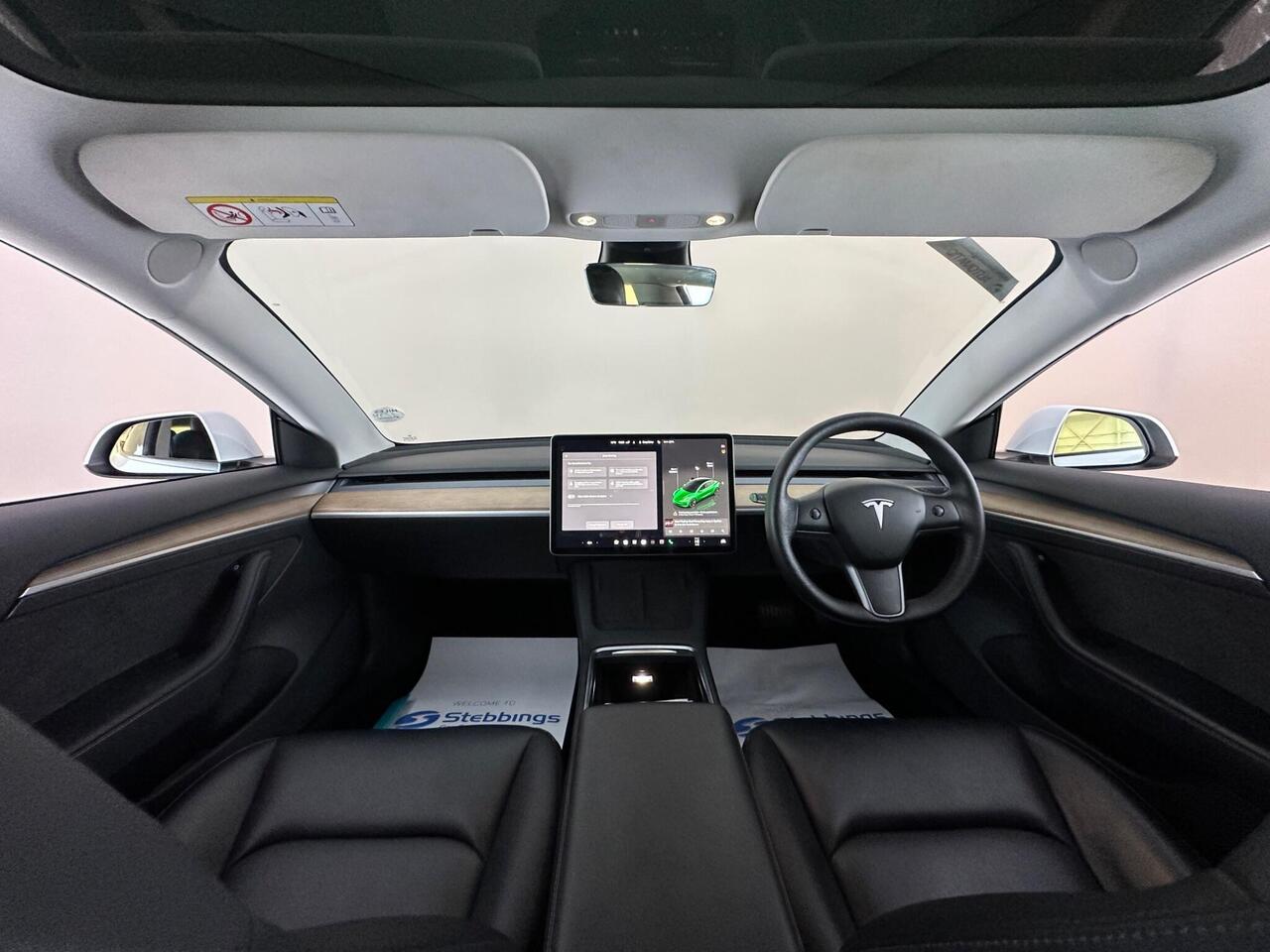 Tesla Model 3 AF72WBK