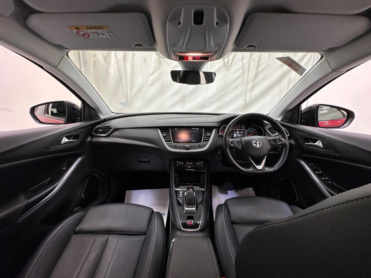 Vauxhall Grandland X BL69ZGN