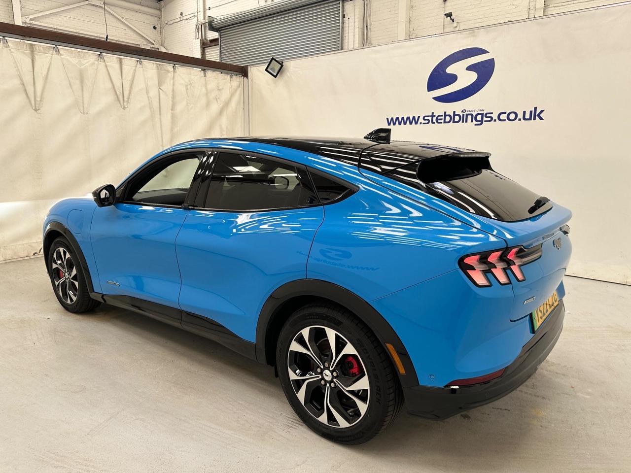 Ford Mustang Mach-E YS22LZC
