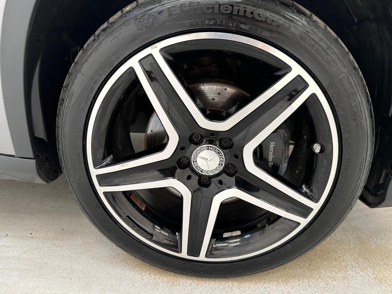 Mercedes-Benz GLA EY15HRN