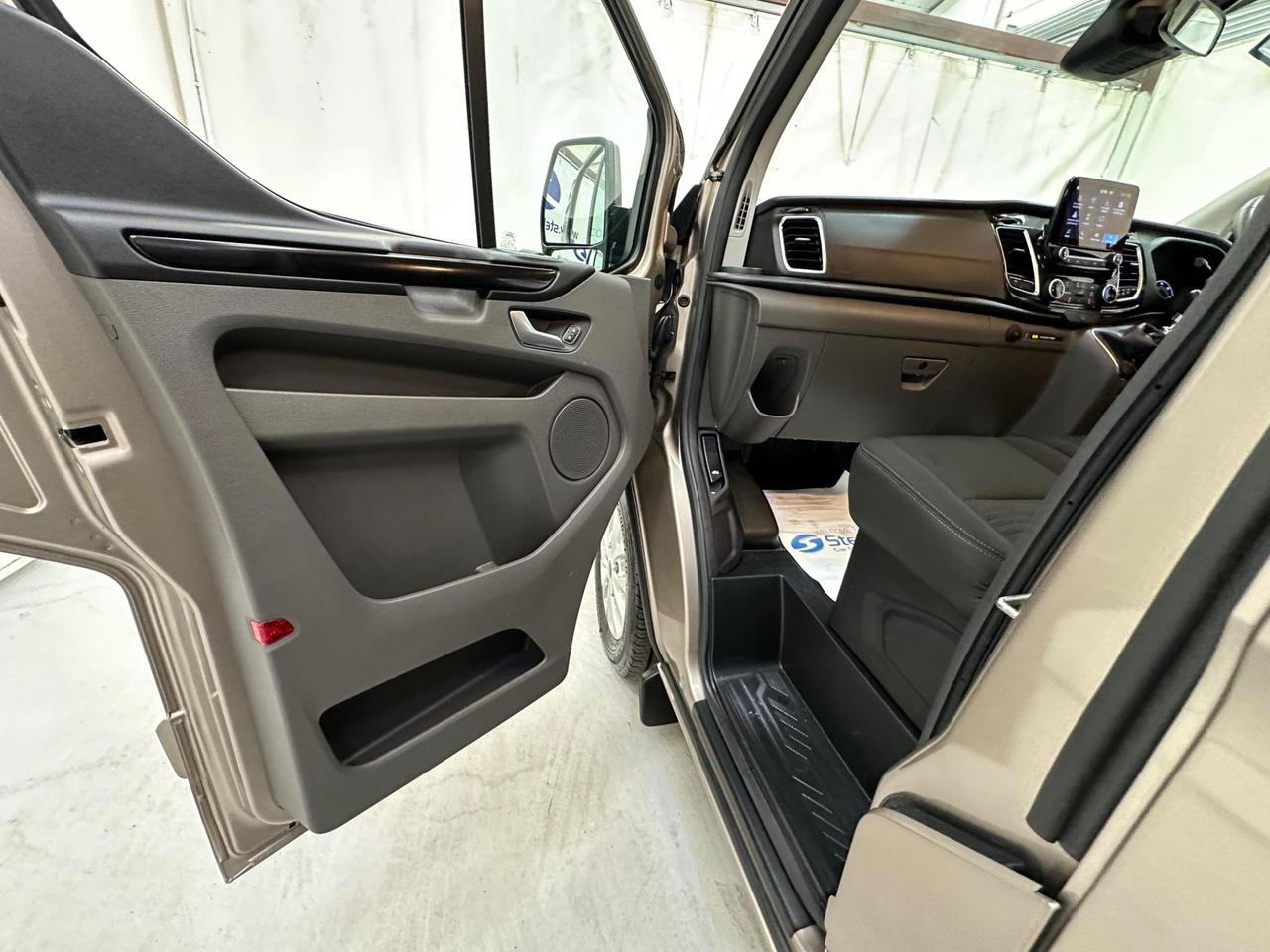 Ford Transit Custom AP23NHN
