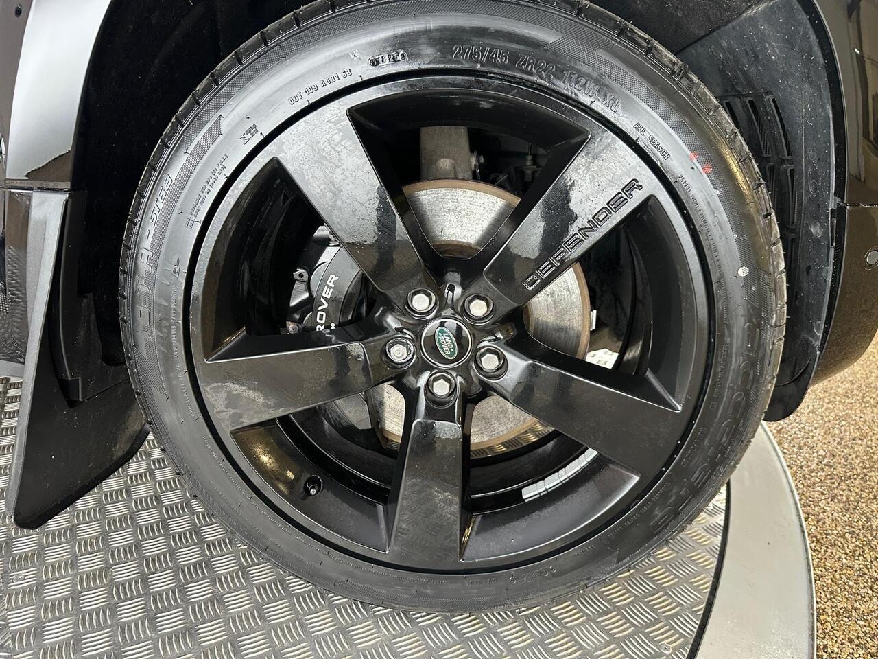 Land Rover Defender 110 KT21AFX