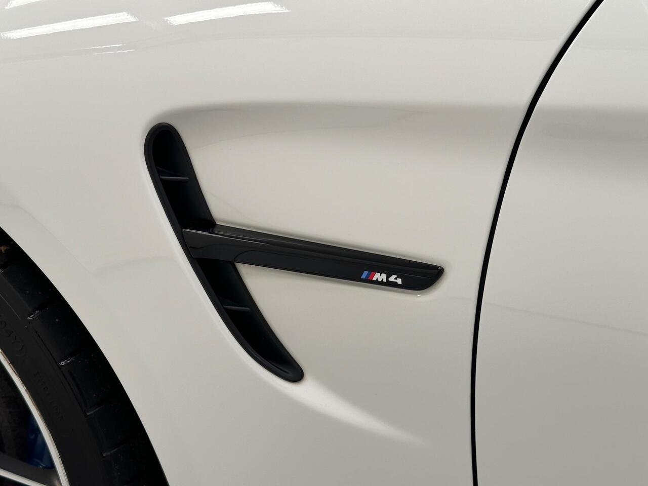 BMW M4 AF70SVA