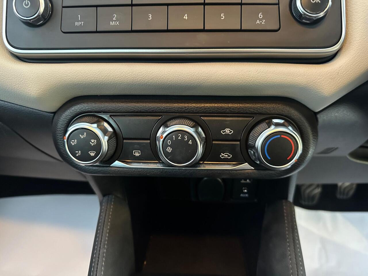 Nissan Micra YC22CZV