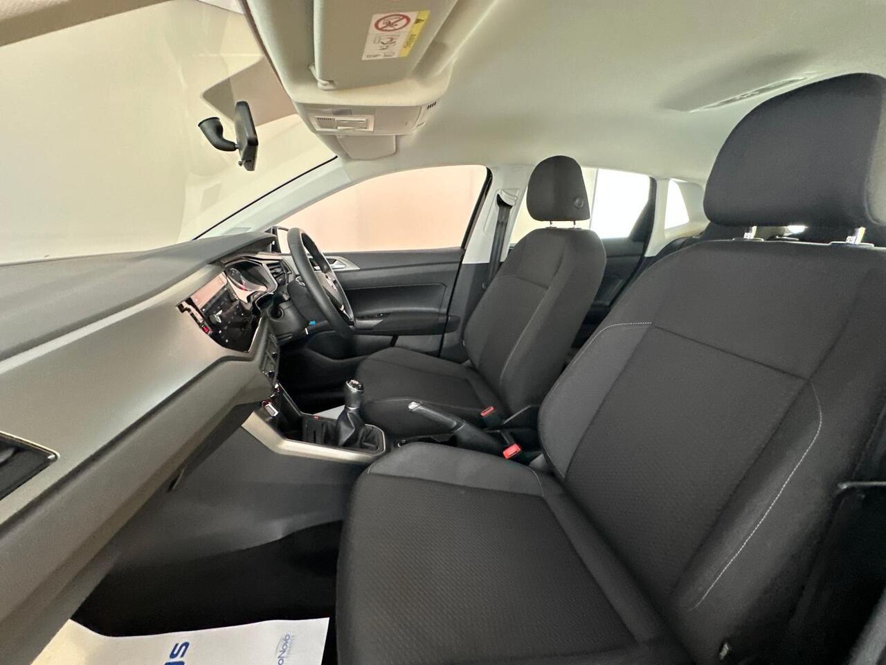 Volkswagen Polo AO18LLA