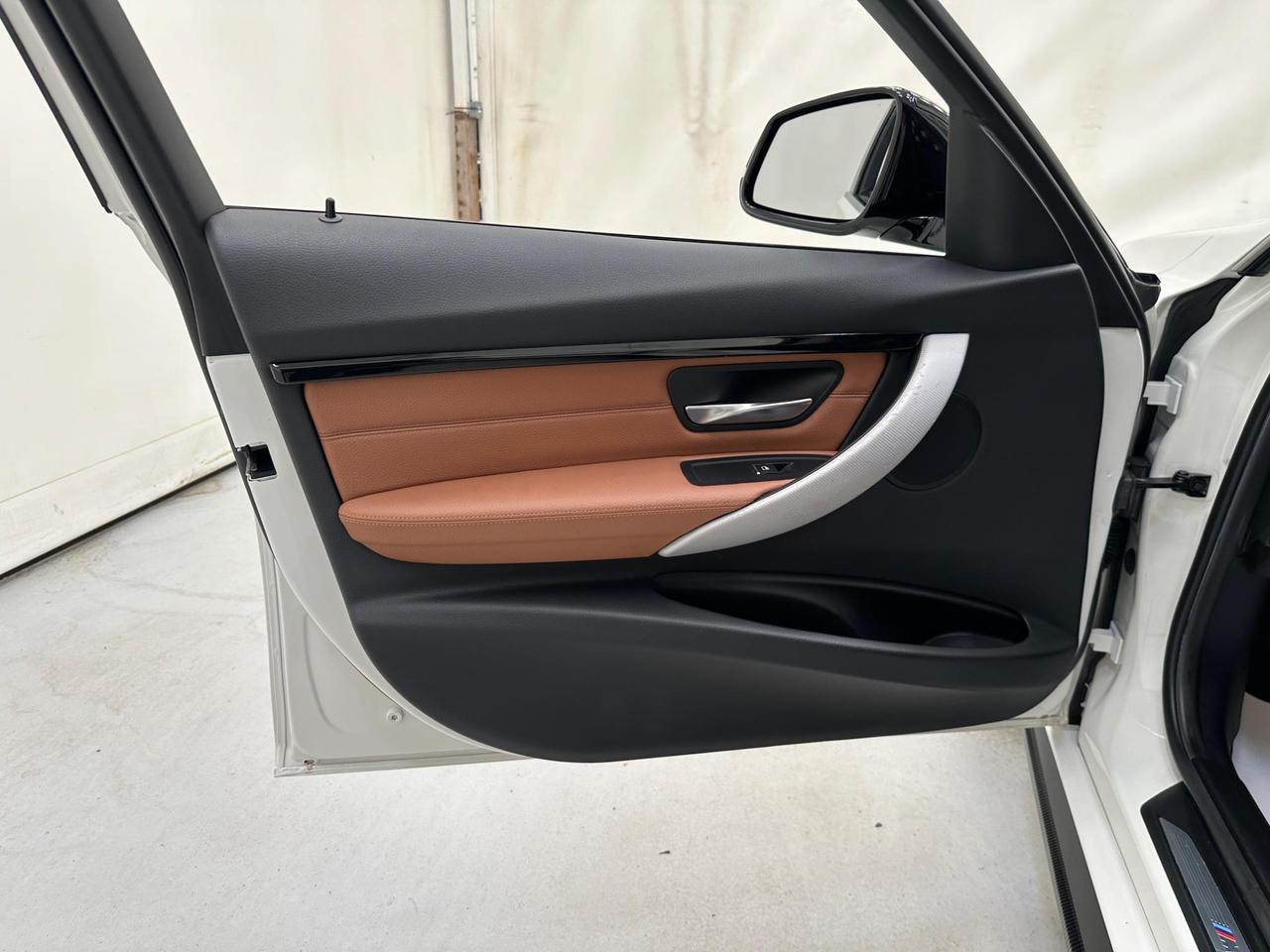 BMW 3 Series LG66UGK