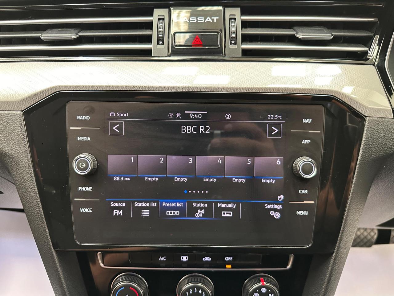 Volkswagen Passat VN69VMY
