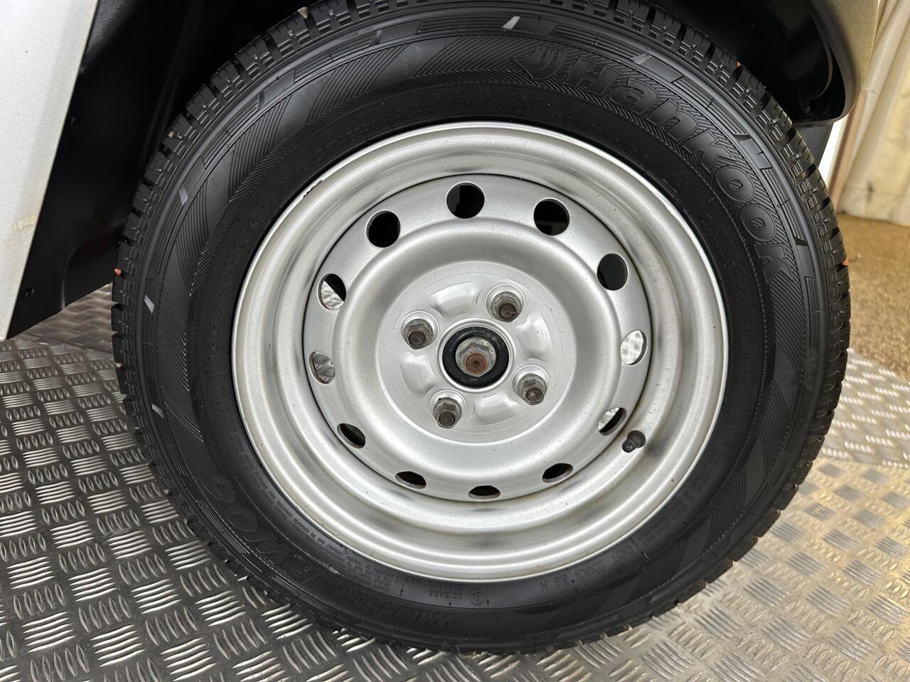 Garia Utility RX22EJD