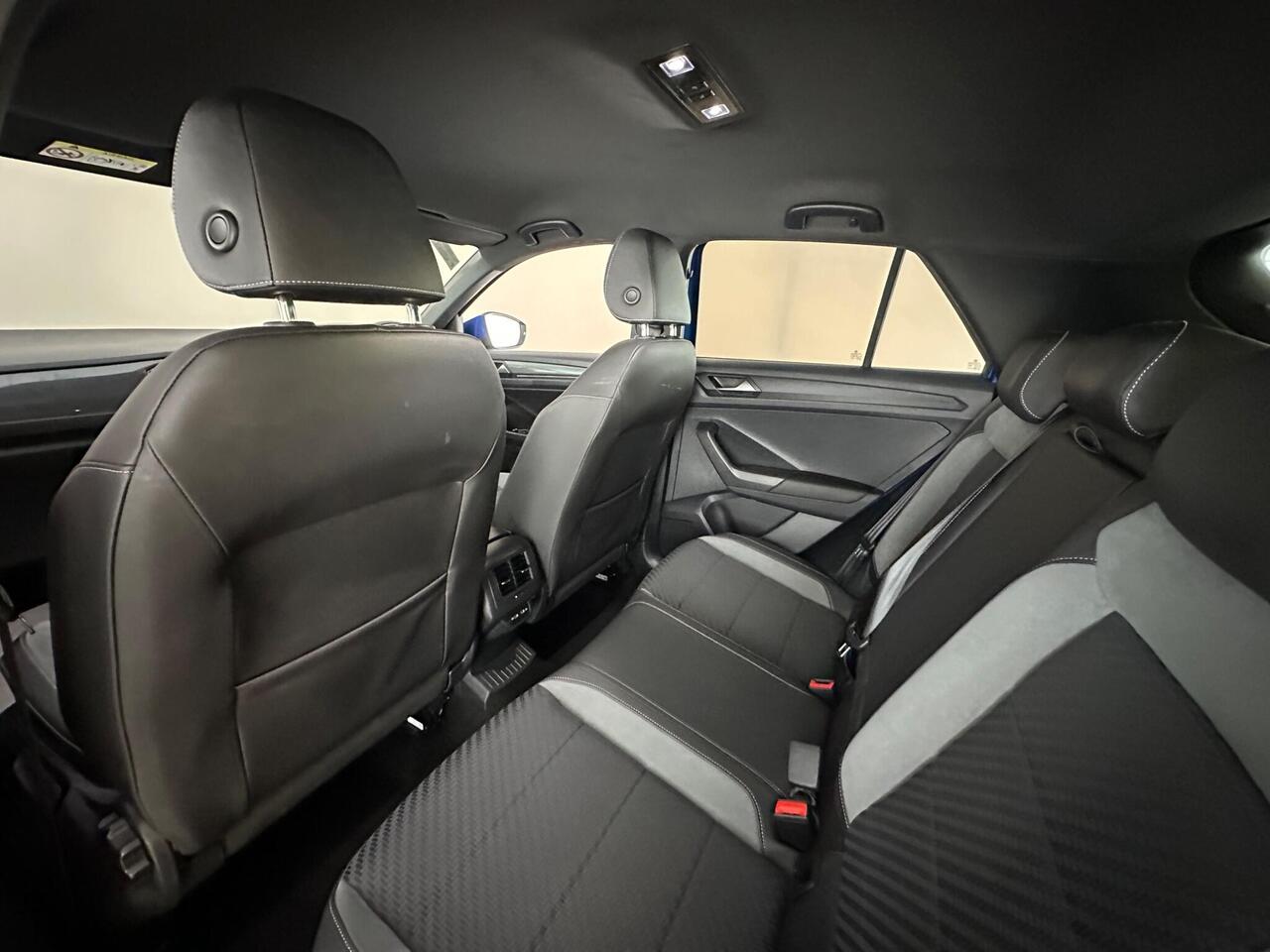 Volkswagen T-Roc VE71FXT