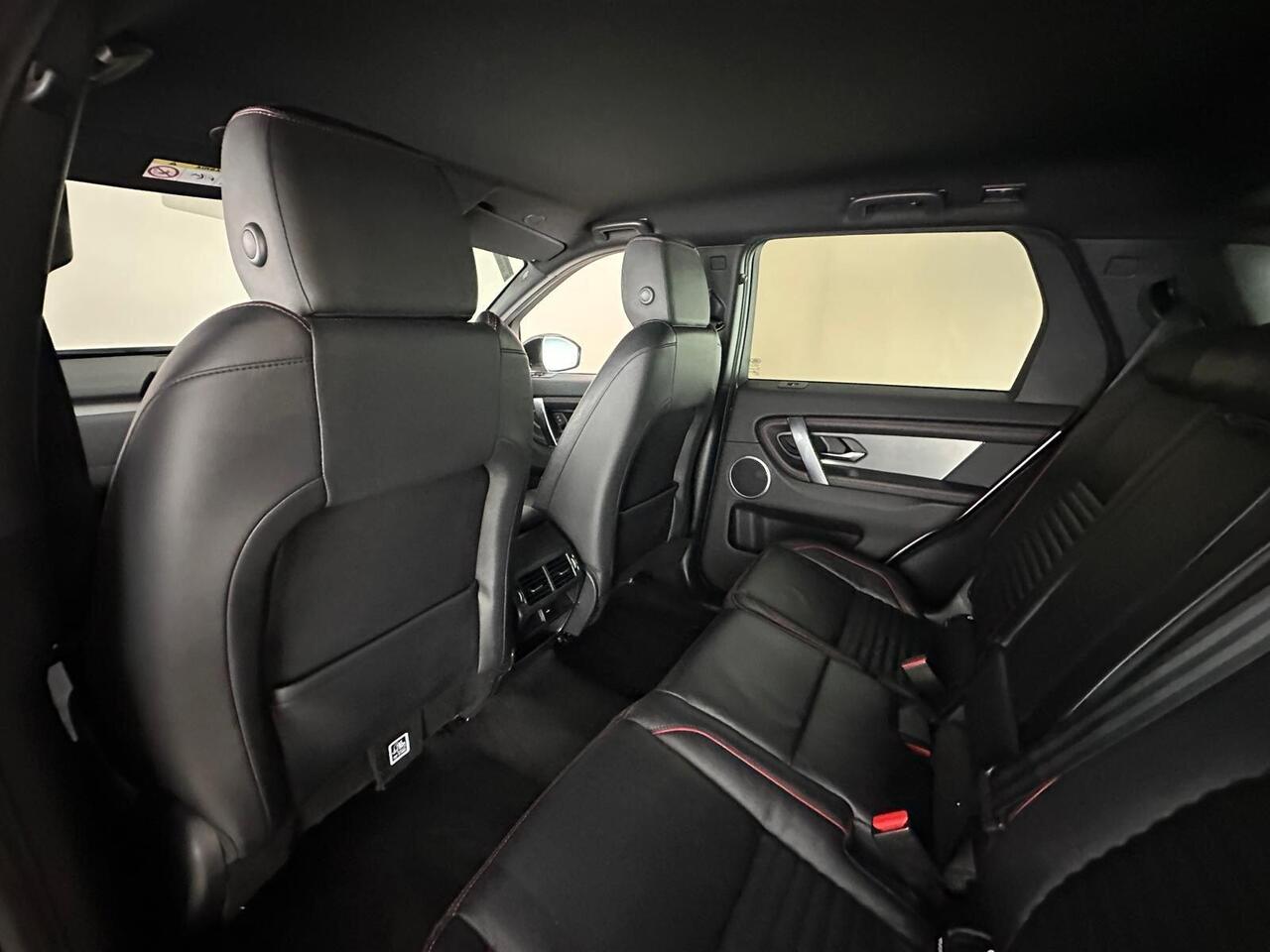Land Rover Discovery Sport YX71LBO