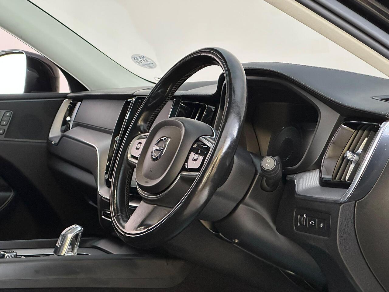 Volvo XC60 YP18RZN