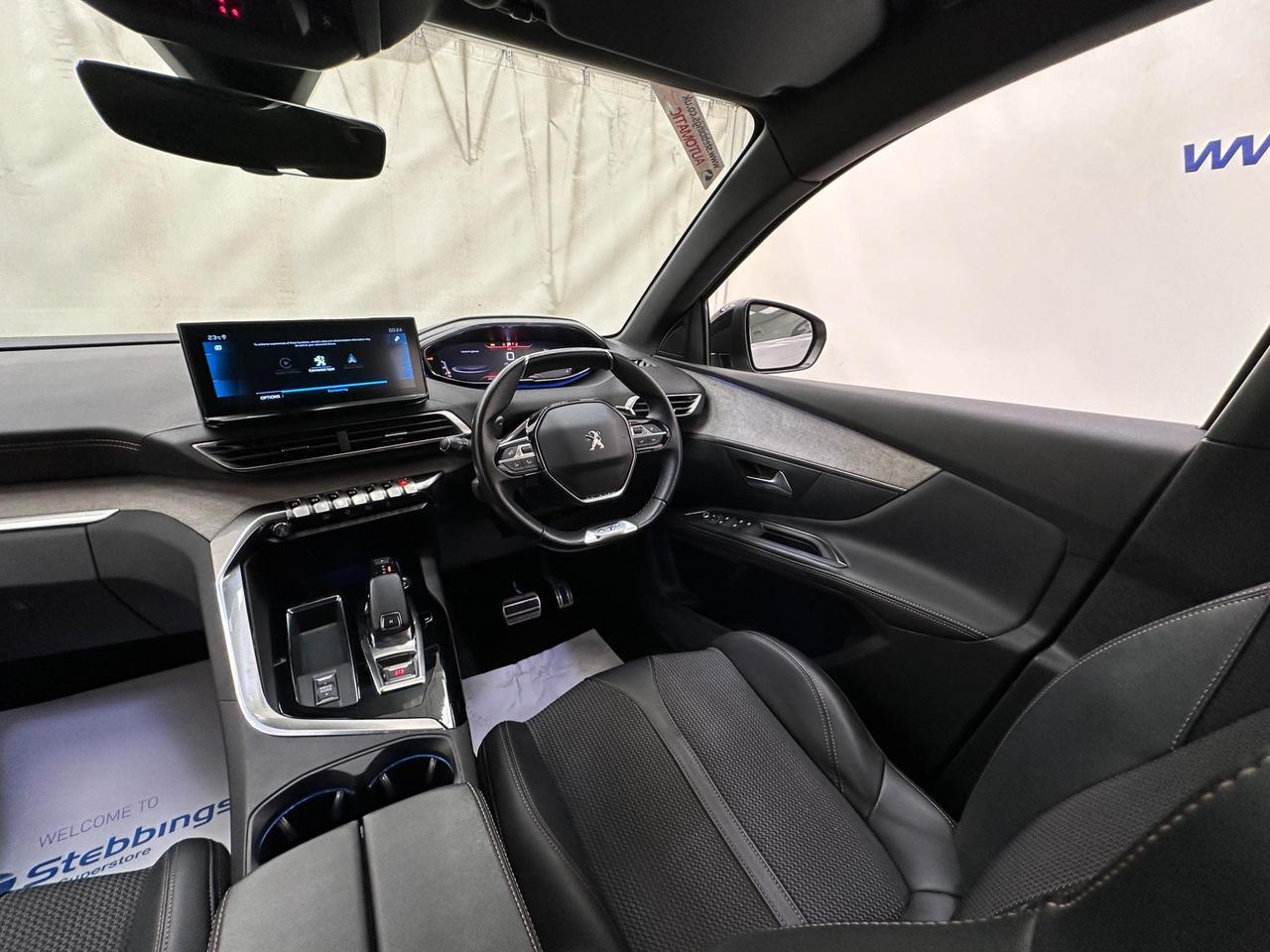 Peugeot 5008 SB71YGH