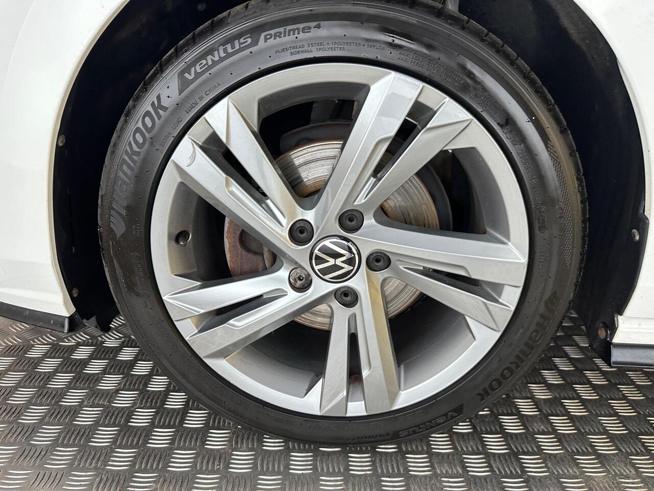 Volkswagen Golf VK23WGN