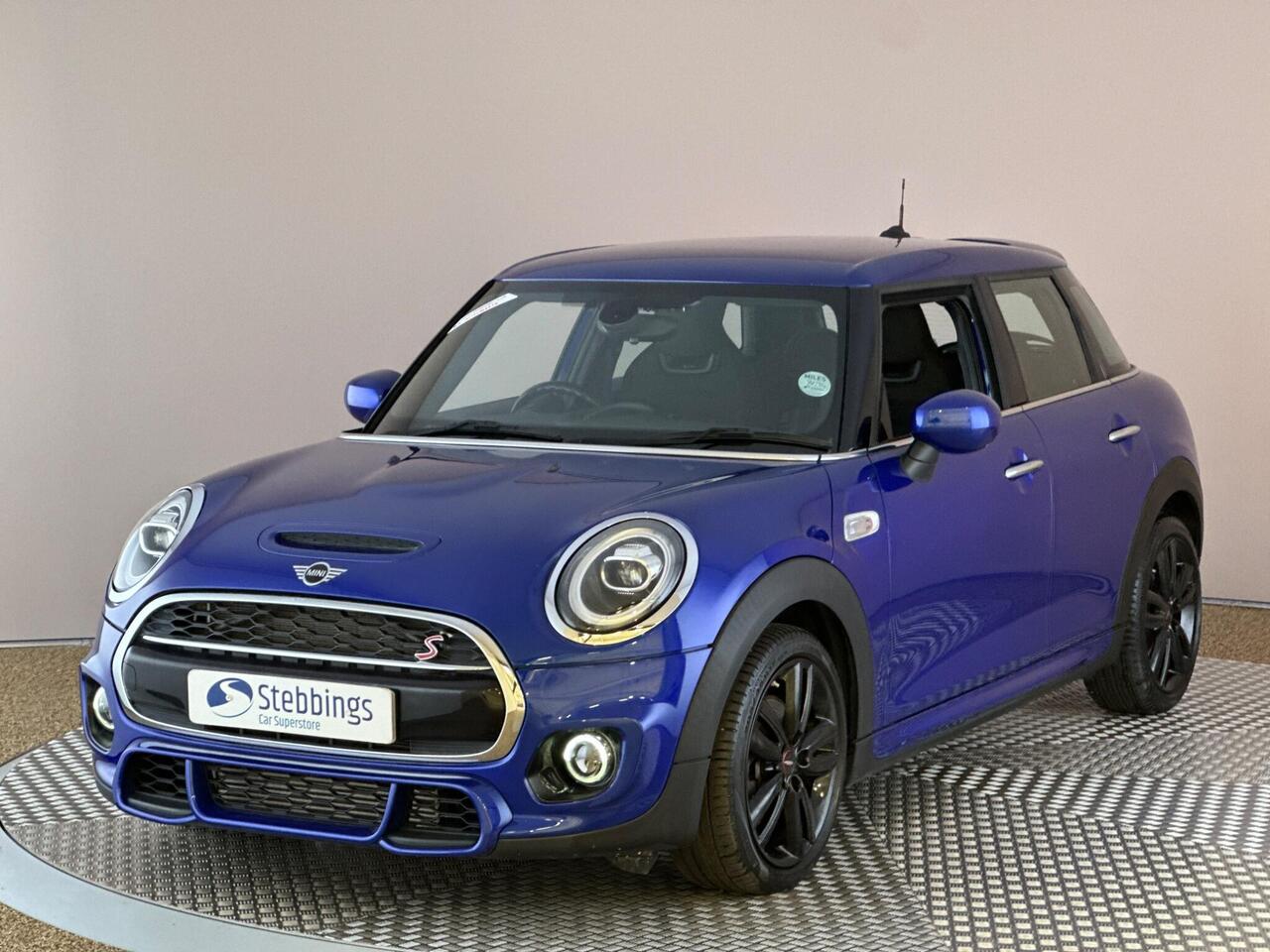MINI Hatch FG70YLZ