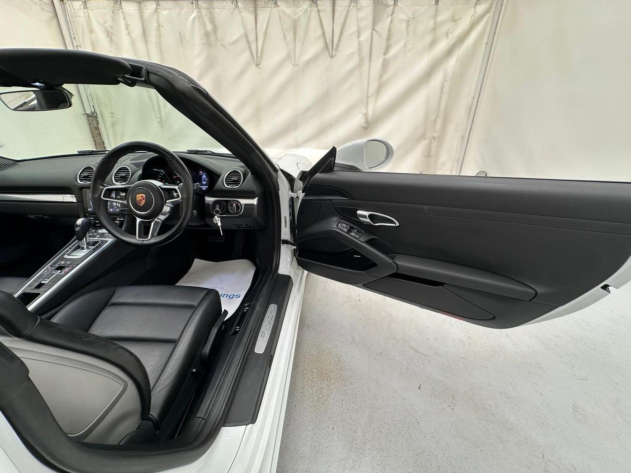 Porsche 718 Boxster KU18PDK