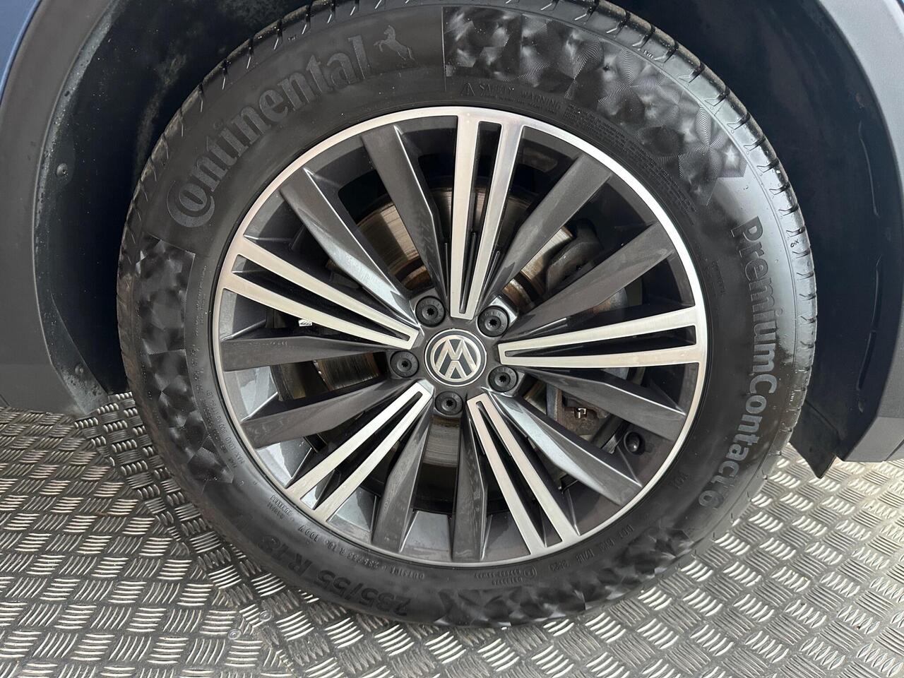 Volkswagen Tiguan Allspace AO68KHD