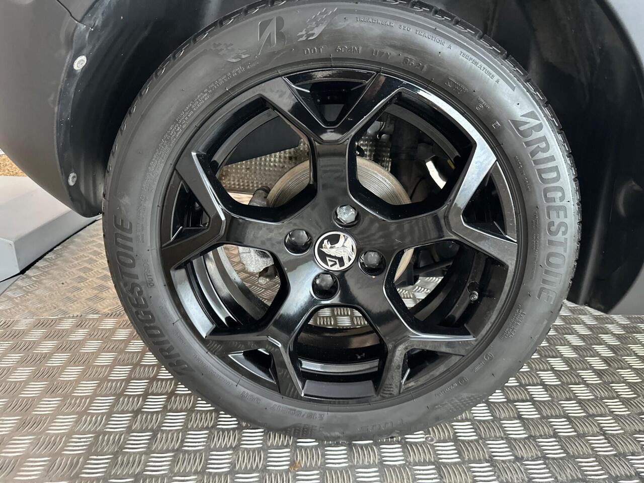 Vauxhall Crossland BL71FOA